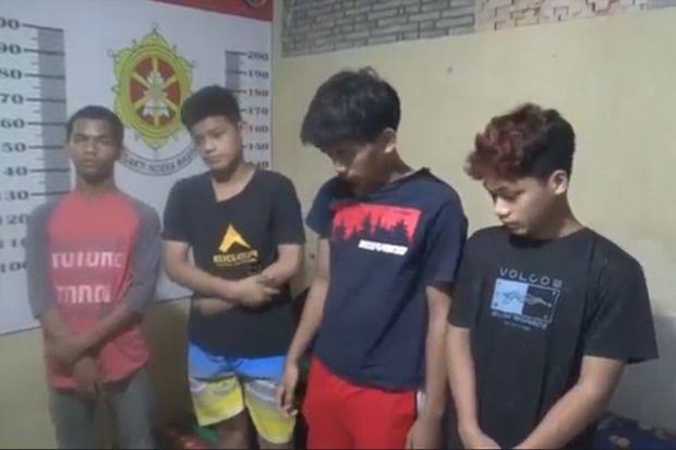 Anggota TNI di Makassar Babak Belur Dikeroyok Juru Parkir Liar 